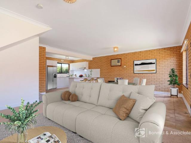 PRACTICAL LIVING IN A QUIET COURT SETTING