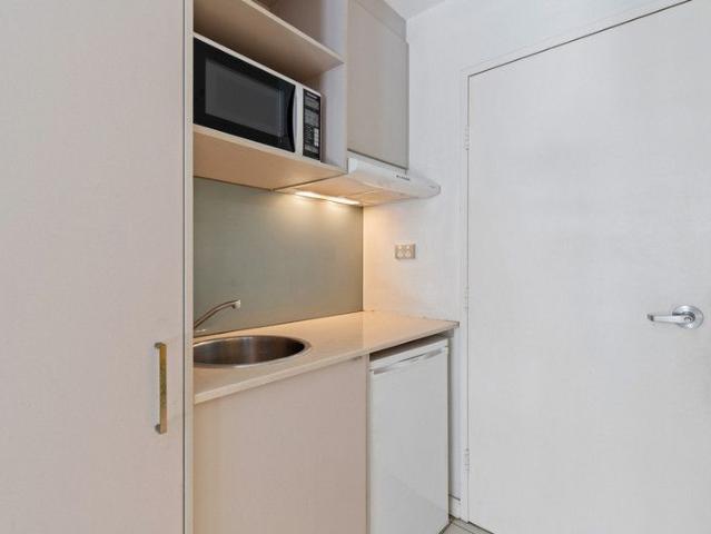 Practical Studio Apartment