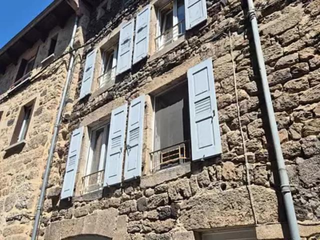 Pradelles 43420 Achat / Vente maison 4 pièces t4
