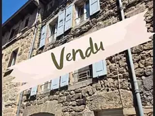 Pradelles 43420 Achat / Vente maison 4 pièces t4