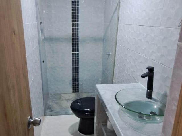 PRADOS DE VARSOVIA APTO 1ER PISO, $1.000.000