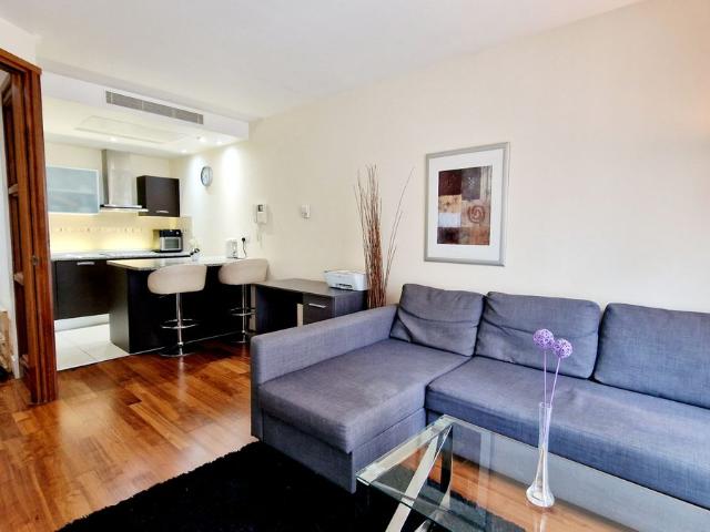 Praed Street, London W2, 1 bed flat to rent, £2,600 pcm | PrimeLocation