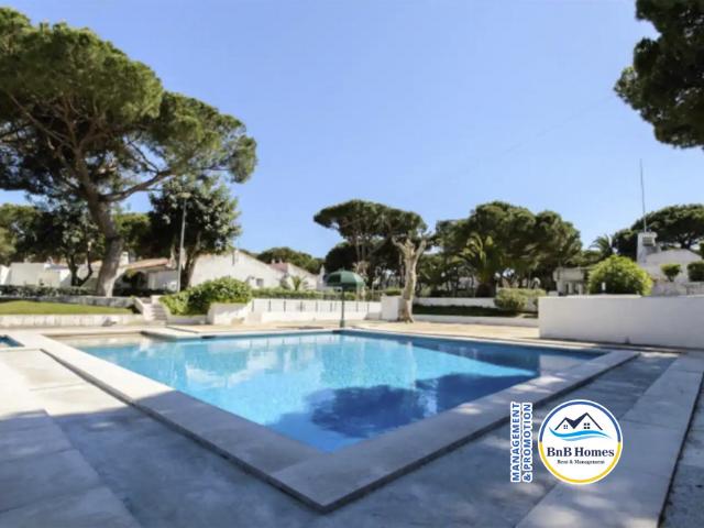 Praia da Falésia acolhedor com terraço e piscina