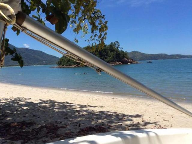 Praia da Justa área de 18 mil m² pé na areia ! oportunidade !