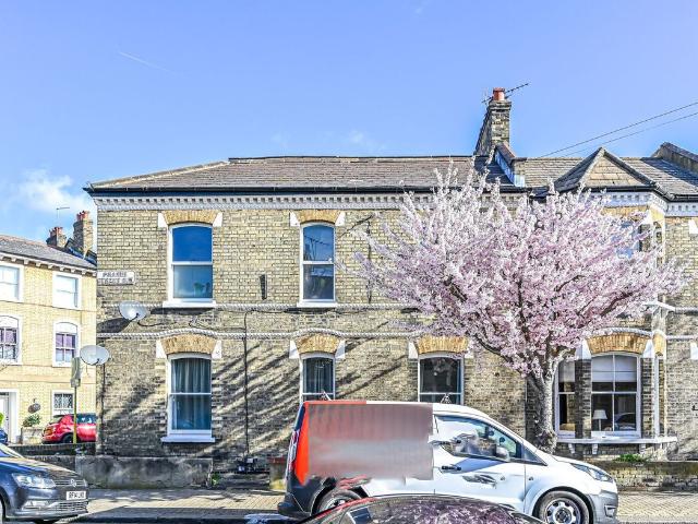 Prairie Street SW8, Battersea, London, 2 bed flat to rent, £2,701 pcm | PrimeLocation
