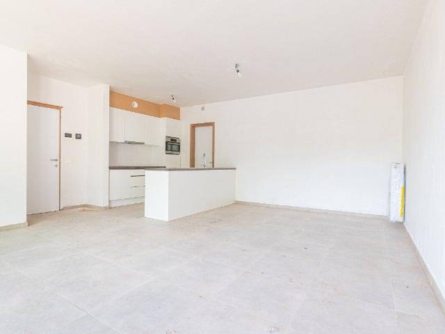Praktijkruimte met appartement te huur in Herzele