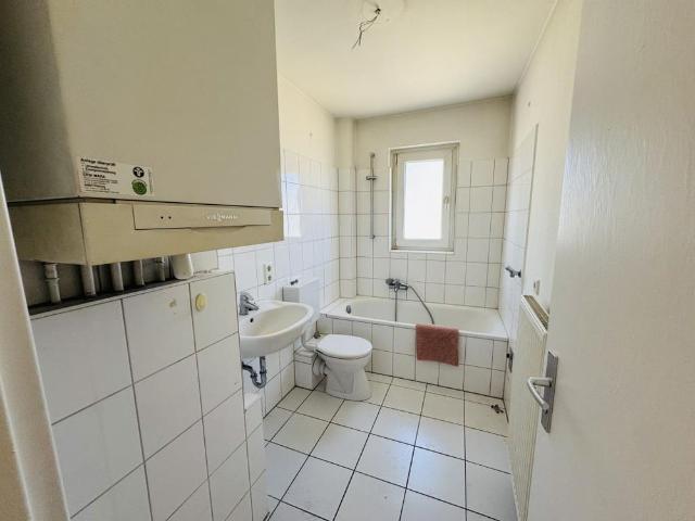 Praktisch geschnittene 3 Zimmer Wohnung freut sich auf Ihren Einzug!
