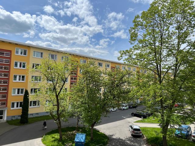Praktisch & komfortables 2 Zimmer Wohlfühlnest mit Balkon