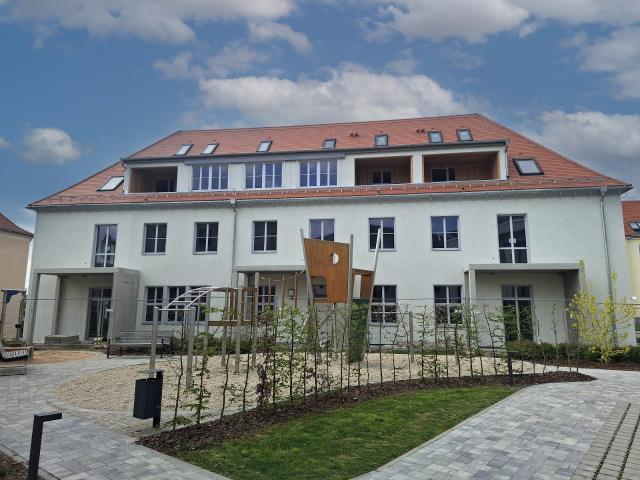 Praktisch, schöne Familienwohnung mit Balkon im Herzen von Heidenau!