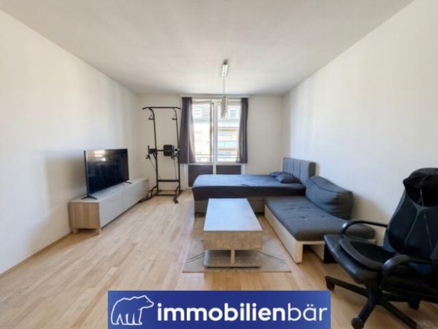 Praktische, möblierte Wohnung mit Küche