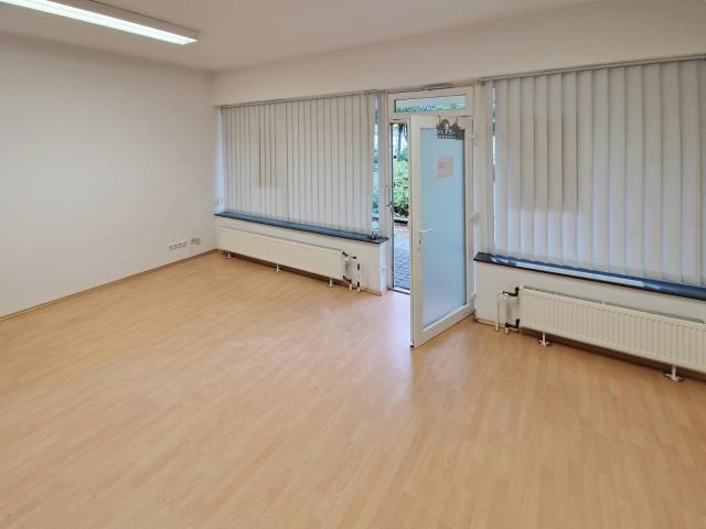 Praktische Fläche für Ihr neues Büro!