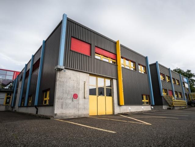 Praktische Lagerfläche in der Industriezone Burgdorf