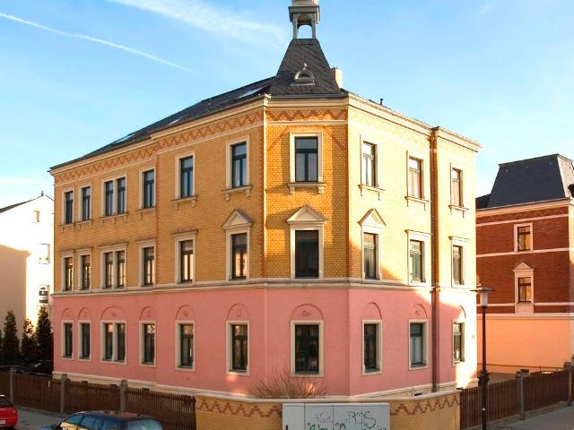 Praktische 2 Zimmer Wohnung mit Einbauküche der Vormieterin zur günstigen Übernahme