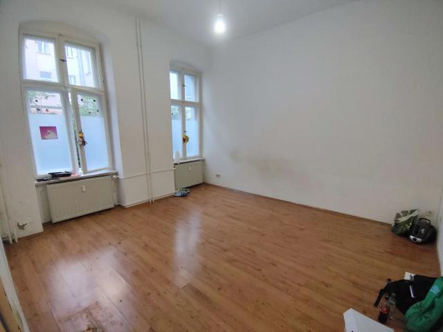 Praktische 2 Zimmer Wohnung mitten in F Hain!