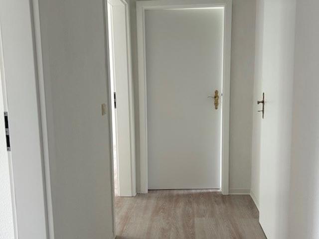 praktische 3 zimmerwohnung in zentraler lage naumburgs