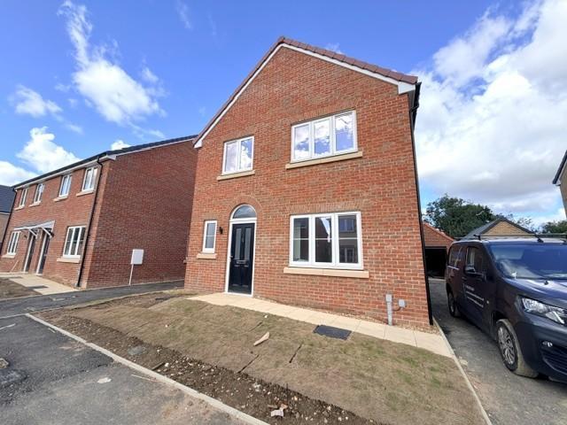 Prangley Road, Downham Market 4 bed detached house to rent £1,600 pcm £369 pw