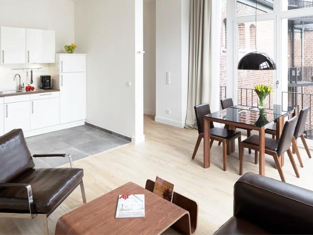 Pretty, cozy suite in Düsseldorf, Dusseldorf Amsterdam Apartments for Rent