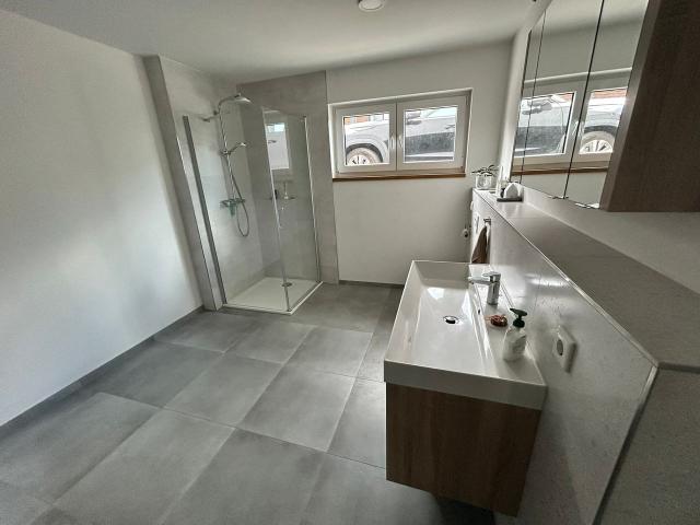 Pretty & charming home in Chemnitz, Chemnitz Amsterdam Apartments for Rent