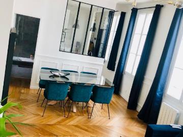 Pretty and amazing suite in the heart of town, Paris Amsterdam Apartments for Rent