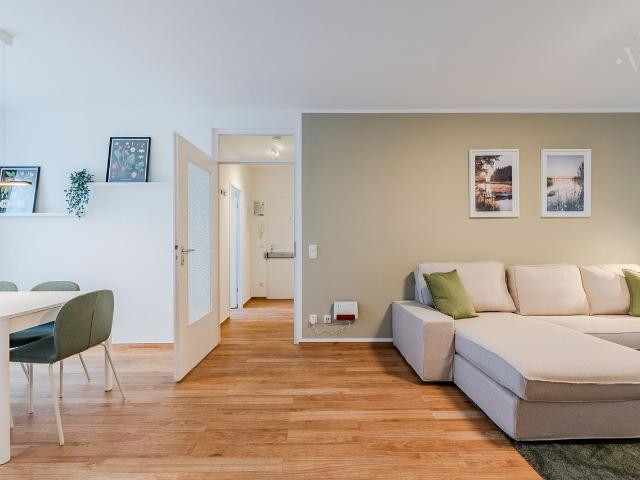 Pretty and cozy apartment close to park, Berlin Amsterdam Apartments for Rent