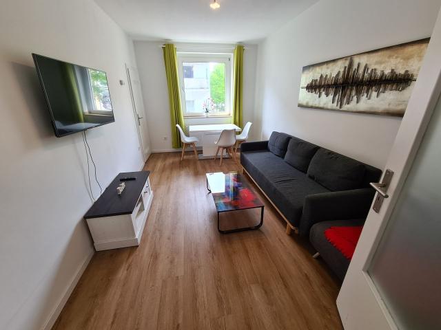 Pretty apartment close to main station, Dusseldorf Amsterdam Apartments for Rent