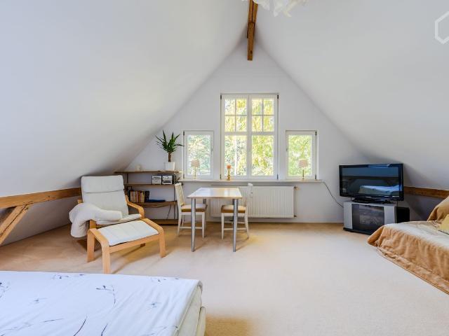 Pretty apartment in Zehlendorf, Berlin Amsterdam Apartments for Rent