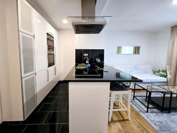 Pretty & beautiful suite in Köln, Koln Amsterdam Apartments for Rent