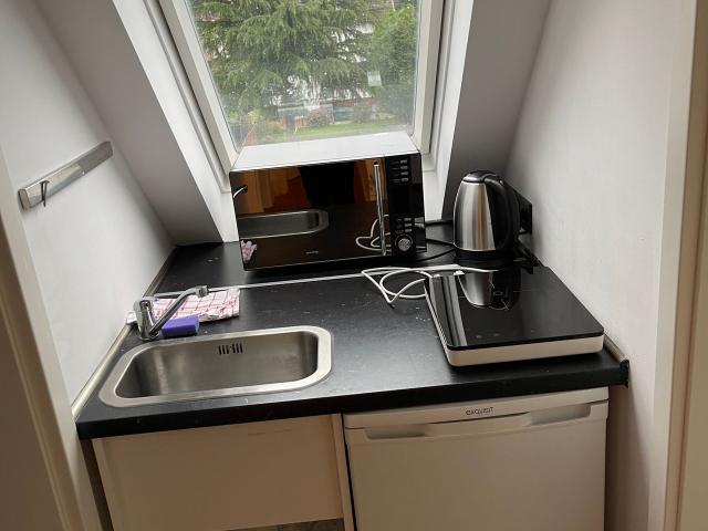 Pretty, modern, lovely home in Köln, Koln Amsterdam Apartments for Rent