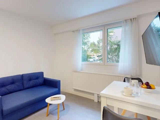 Pretty studio apartment low budget in Sallaz, Lausanne, Lausanne Amsterdam Apartments for Rent