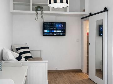 Pretty suite with nice city view, Paris Amsterdam Apartments for Rent
