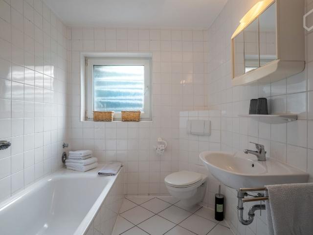 Pretty, quiet home great view!, Bielefeld Amsterdam Apartments for Rent