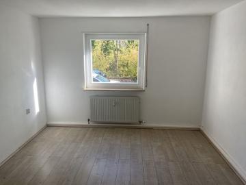 PRETURA Immobilien 3 Zimmerwohnung mit.