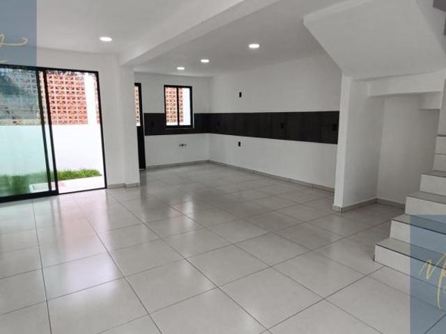 Preventa de casa con tres recamaras y roof garden en, Apizaco, Tlaxcala