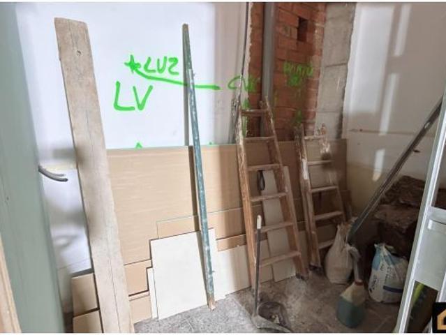 PREVENTA | LOCAL EN REFORMA CON PROYECTO DE VIVIENDA
