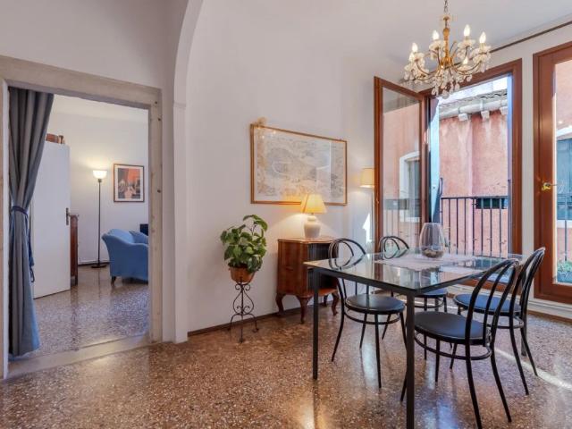 Prezioso ed elegante appartamento in Campo della Maddalena