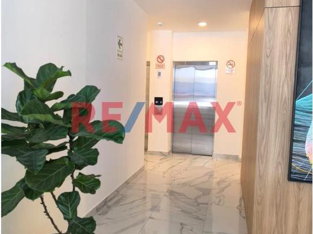 Precio Inmejorable Alquilo Dpto. En Estreno Amoblado Y Equipado En Zona Financiera