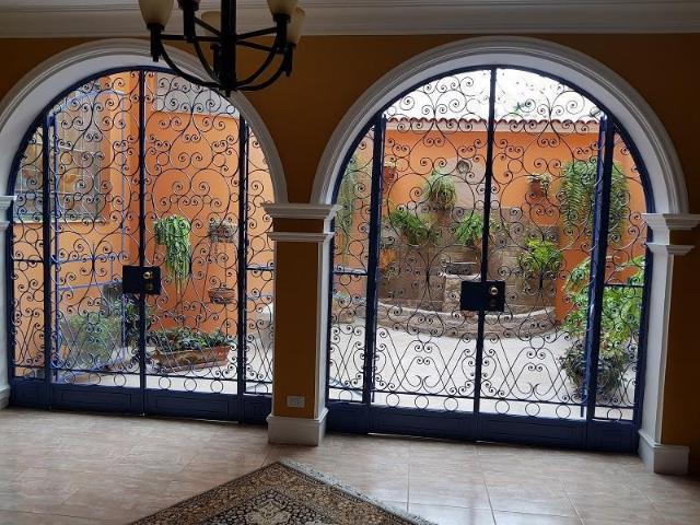 Precio rebajado! Hermosa Casa en Venta en Miraflores Ideal Como Inversión!