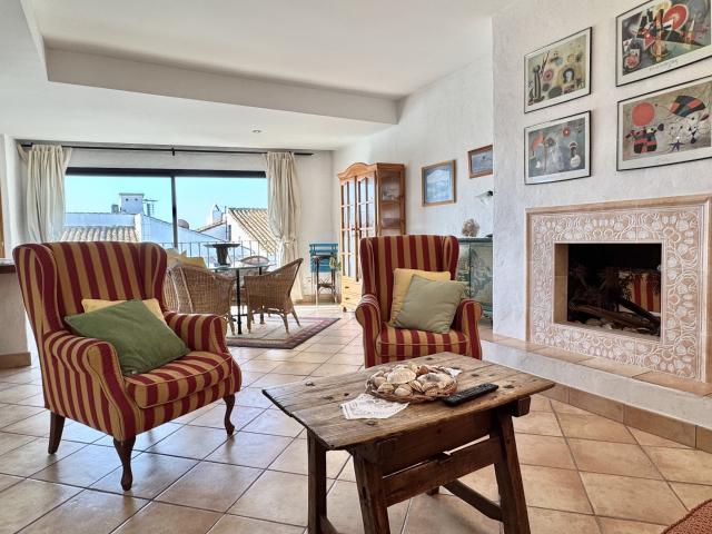 PRECIO REBAJADO Ubicado en pleno corazón del puerto deportiv. 106m² Marbella