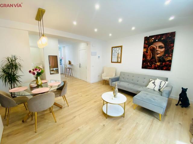 Preciosa vivienda reformada