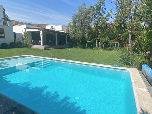 Preciosa y amplia casa en La Reserva