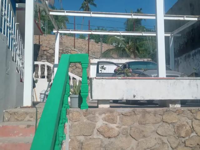 Preciosa y bien ubicada casa a 3 min de playa caleta