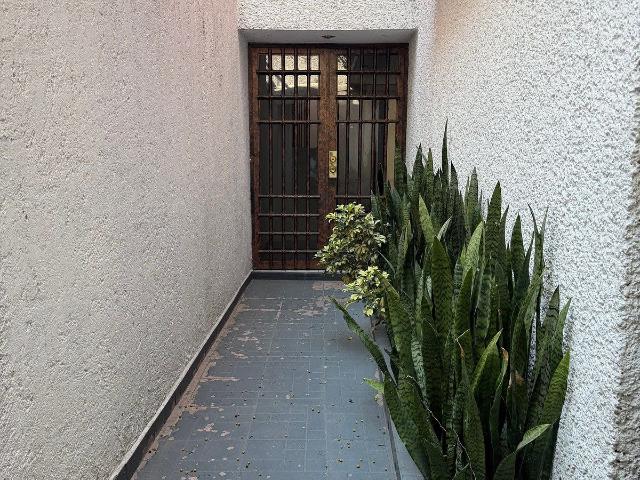 Preciosa y Funcional casa en RENTA