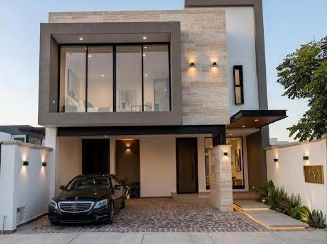 PRECIOSA CASA MAYORAZGO SANTO DOMINGO