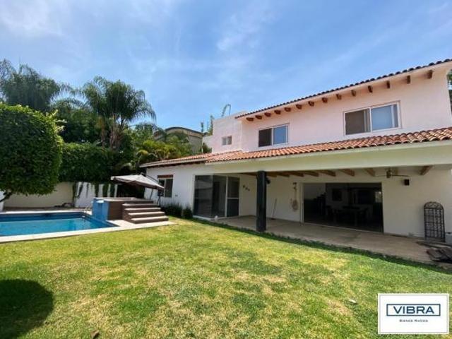 Preciosa casa a la venta en Kloster Sumiya