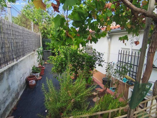 Preciosa casa de pueblo en Vilamarxant, con amplias terrazas y vistas despejadas