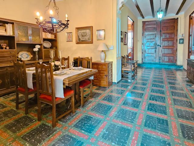 PRECIOSA CASA DE PUEBLO EN LLOSA DE RANES