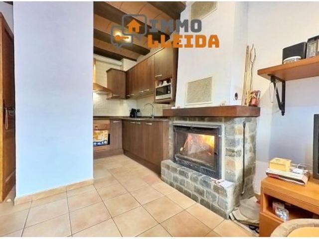 Preciosa casa de piedra ubicada en el coraz?n de La Vall d?ger