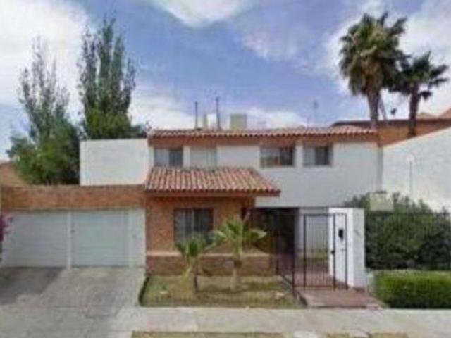 PRECIOSA CASA DE VENTA EN CHIHUAHUA