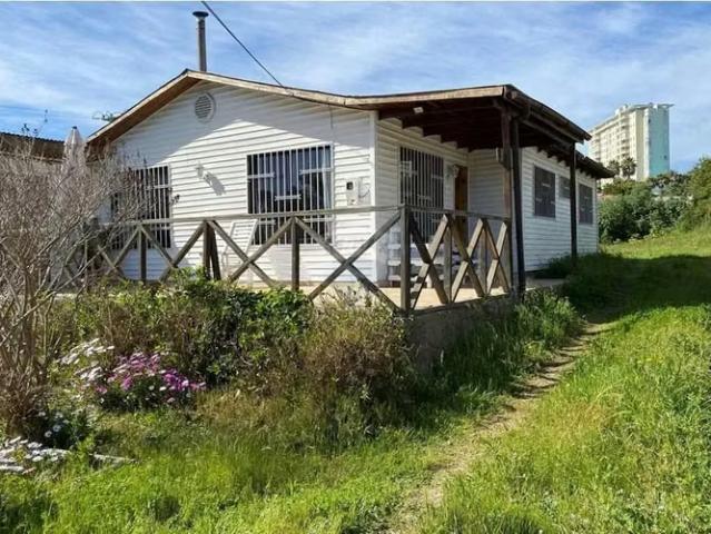 Preciosa Casa En Algarrobo | 4 dormitorios por 3900.00 en Algarrobo