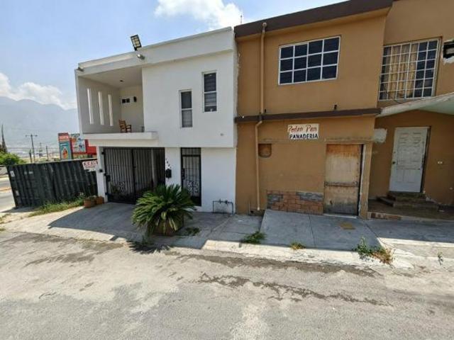 PRECIOSA CASA EN CIUDAD SANTA CATARINA NUEVO LEÓN